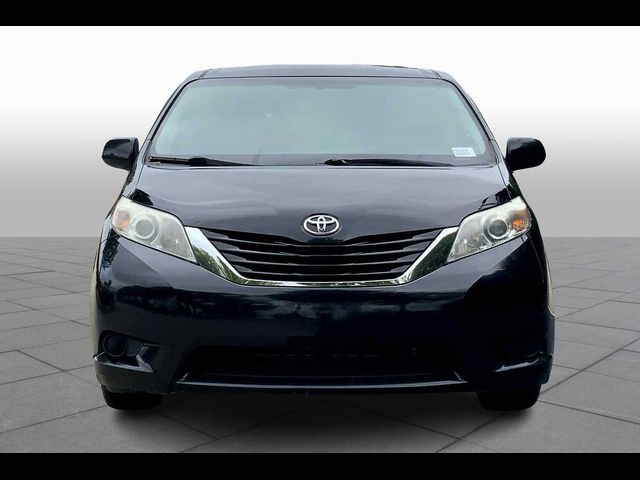 2015 Toyota Sienna LE Auto Access Seat