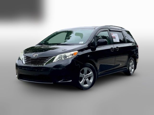 2015 Toyota Sienna LE Auto Access Seat