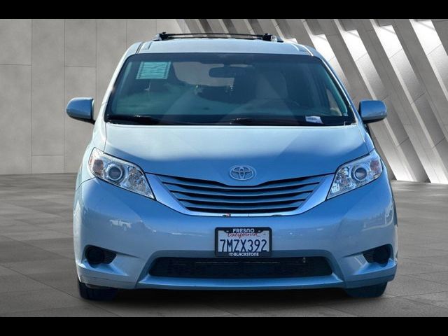 2015 Toyota Sienna LE Auto Access Seat