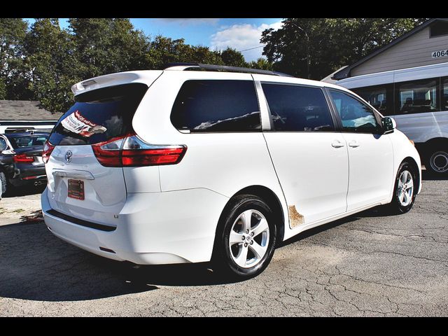 2015 Toyota Sienna 