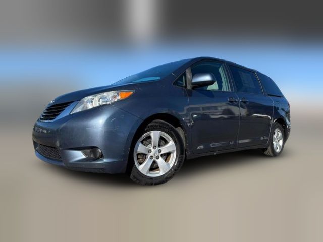 2015 Toyota Sienna LE