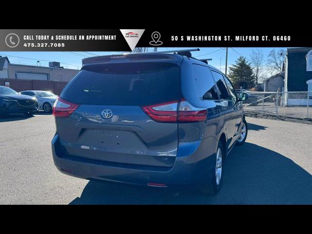 2015 Toyota Sienna LE