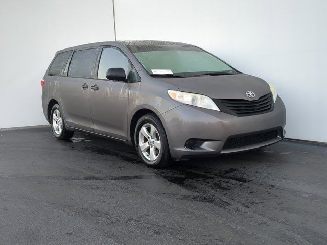 2015 Toyota Sienna L