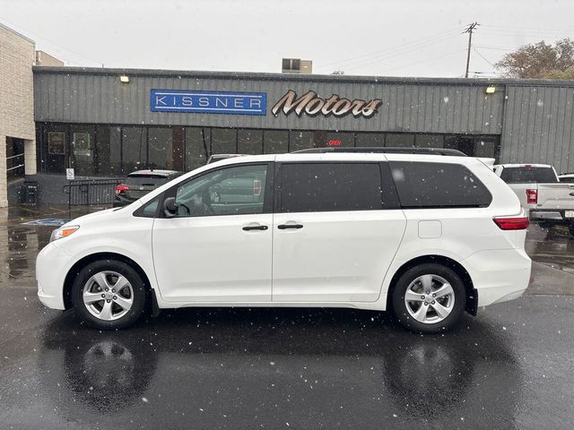 2015 Toyota Sienna L