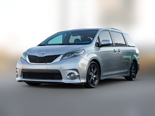 2015 Toyota Sienna SE