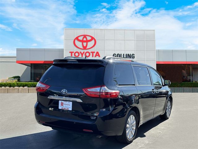 2015 Toyota Sienna 