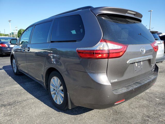 2015 Toyota Sienna 