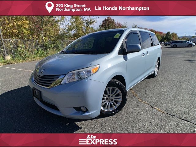 2015 Toyota Sienna 