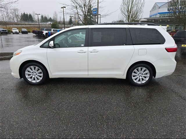 2015 Toyota Sienna 