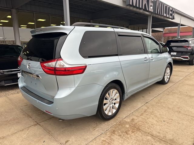 2015 Toyota Sienna 