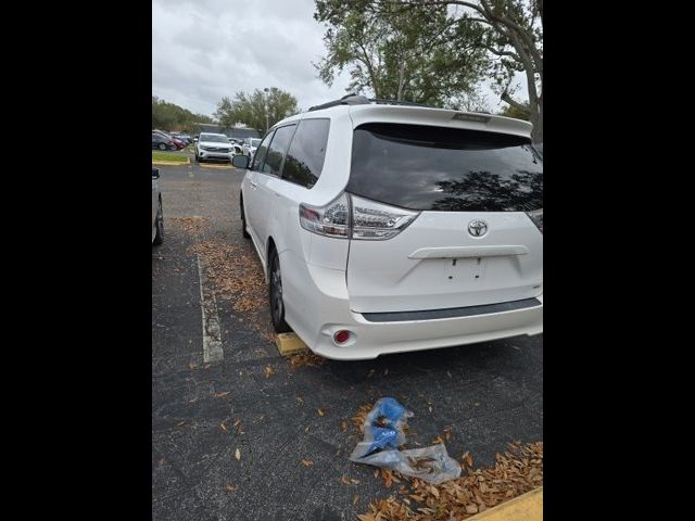 2015 Toyota Sienna SE