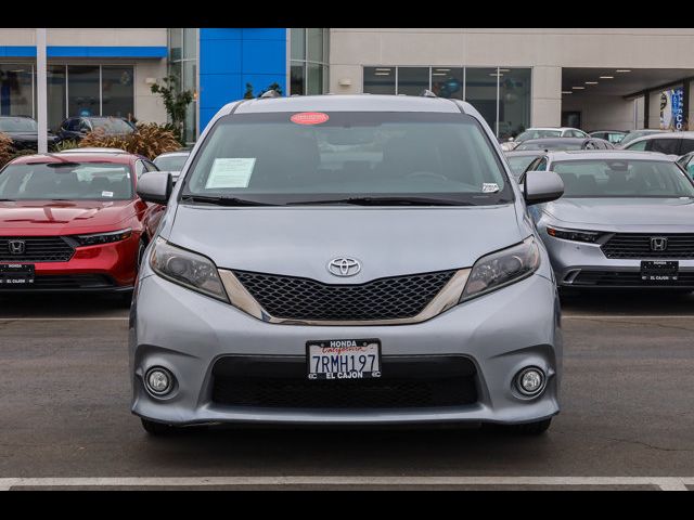 2015 Toyota Sienna SE