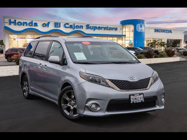 2015 Toyota Sienna SE