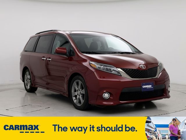 2015 Toyota Sienna SE