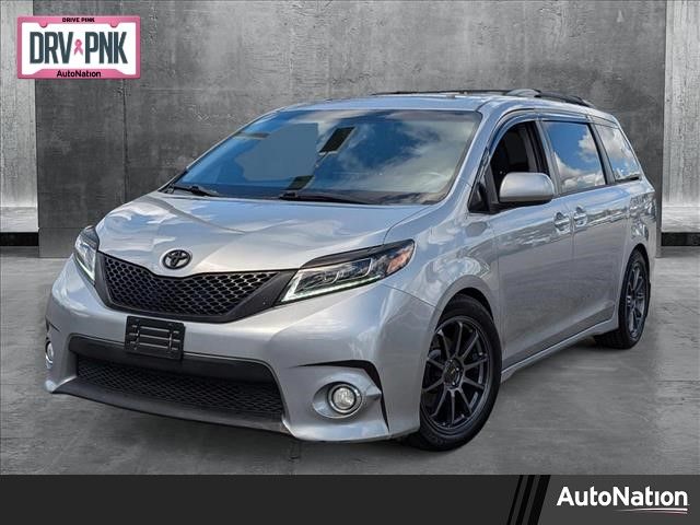 2015 Toyota Sienna SE