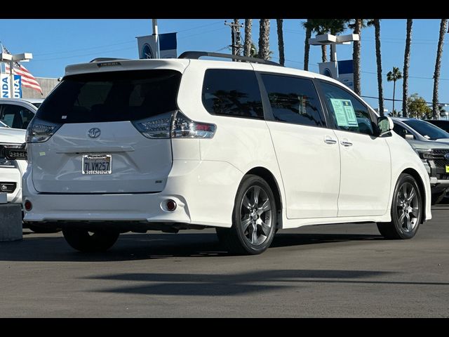 2015 Toyota Sienna SE