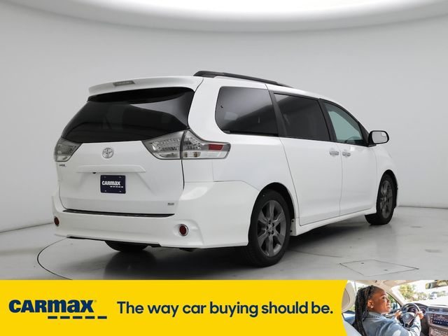 2015 Toyota Sienna SE