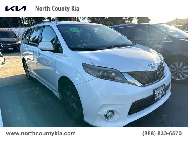 2015 Toyota Sienna SE