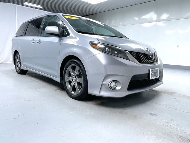 2015 Toyota Sienna SE