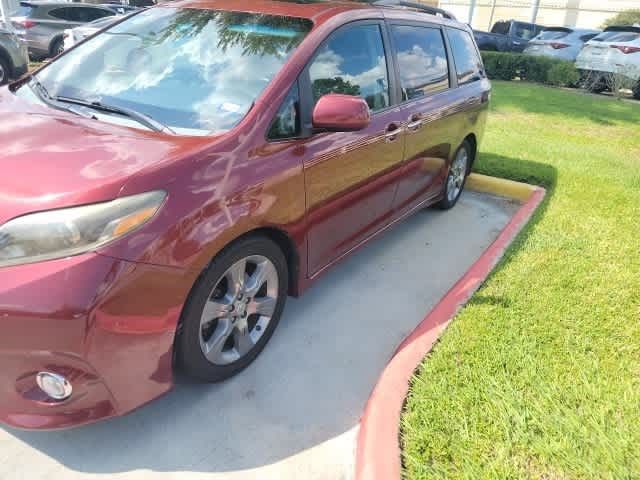 2015 Toyota Sienna SE