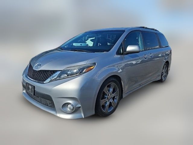 2015 Toyota Sienna SE