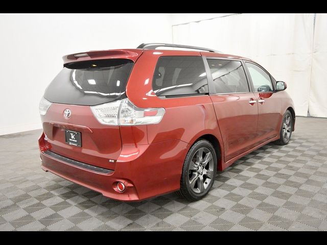 2015 Toyota Sienna SE