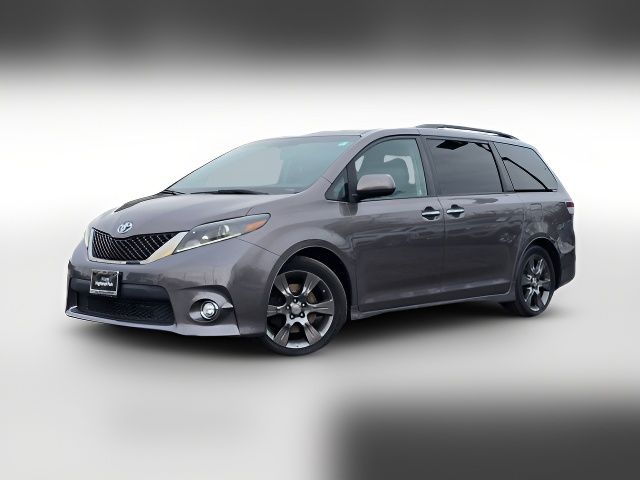 2015 Toyota Sienna 