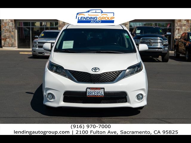 2015 Toyota Sienna SE