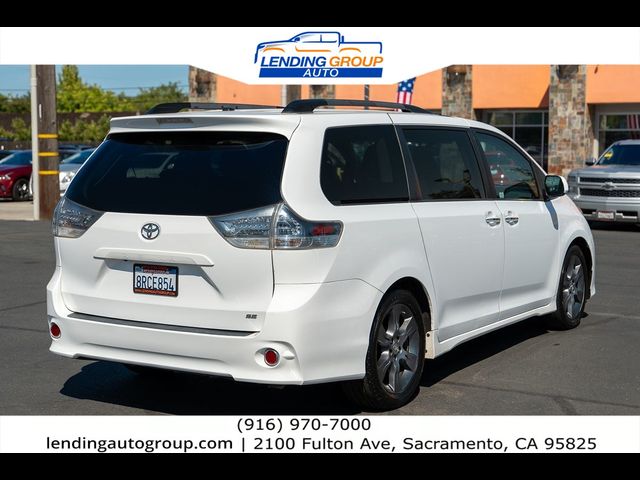 2015 Toyota Sienna SE