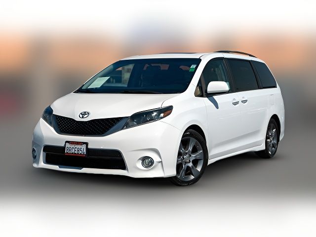 2015 Toyota Sienna SE