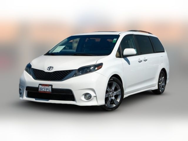 2015 Toyota Sienna SE