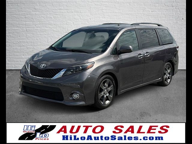 2015 Toyota Sienna SE