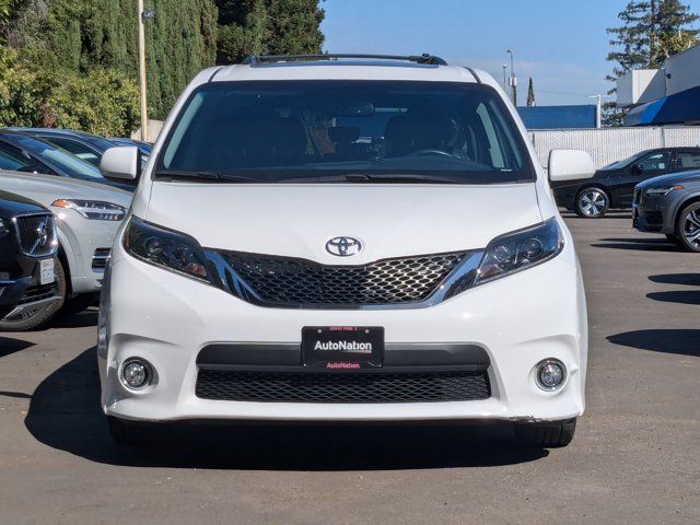 2015 Toyota Sienna SE