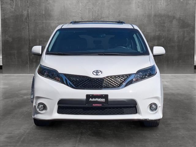 2015 Toyota Sienna SE