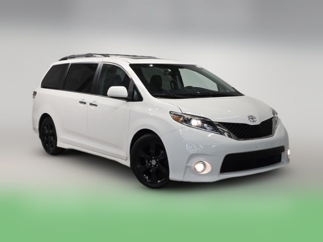 2015 Toyota Sienna SE