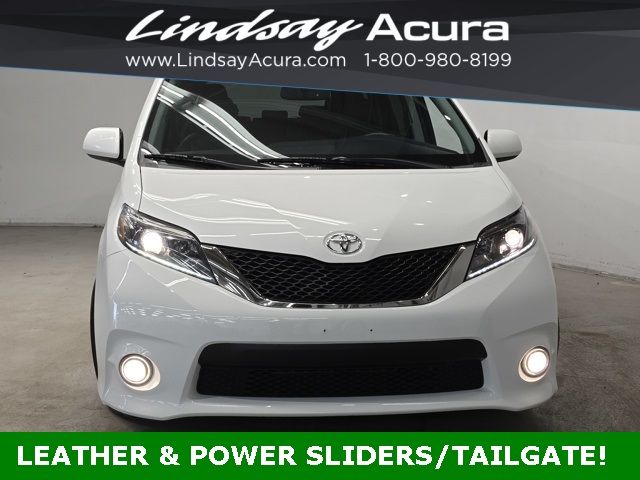 2015 Toyota Sienna SE