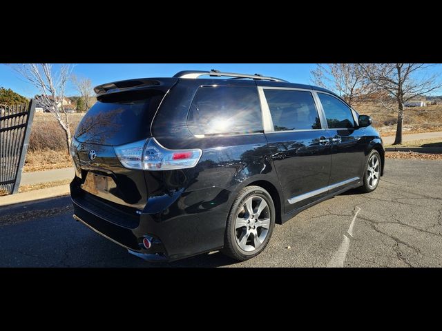 2015 Toyota Sienna SE