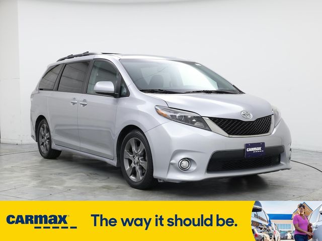 2015 Toyota Sienna SE