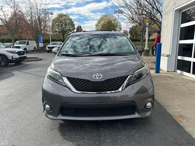 2015 Toyota Sienna SE