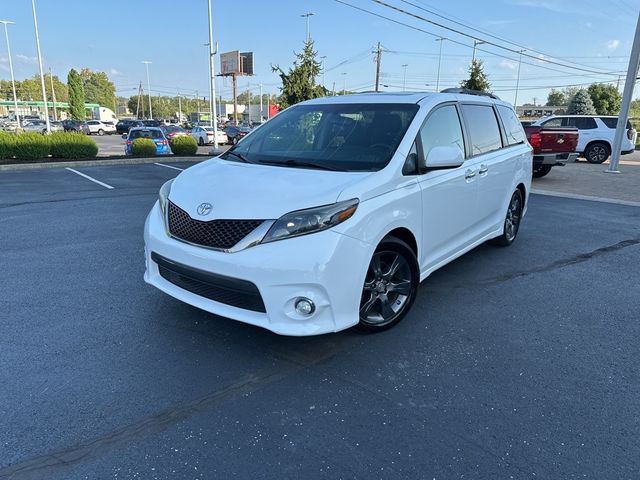 2015 Toyota Sienna SE