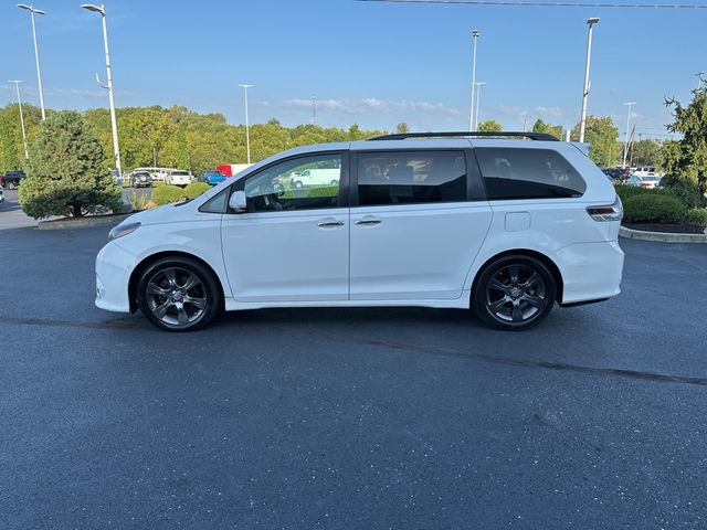 2015 Toyota Sienna SE