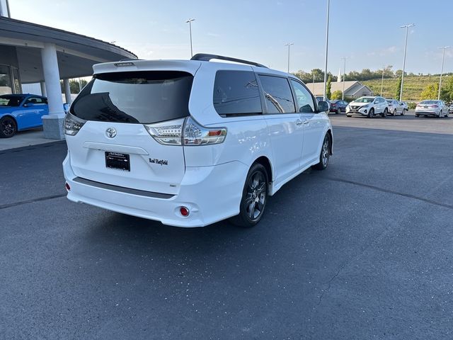 2015 Toyota Sienna SE