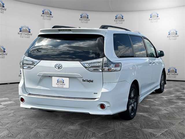 2015 Toyota Sienna SE