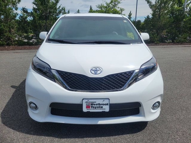 2015 Toyota Sienna SE