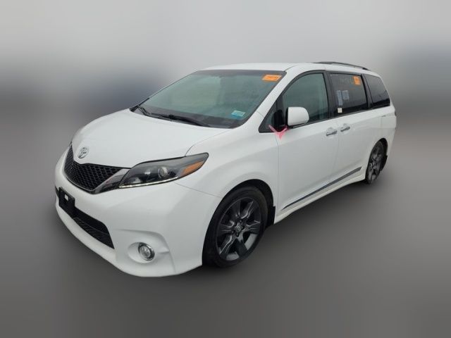 2015 Toyota Sienna 
