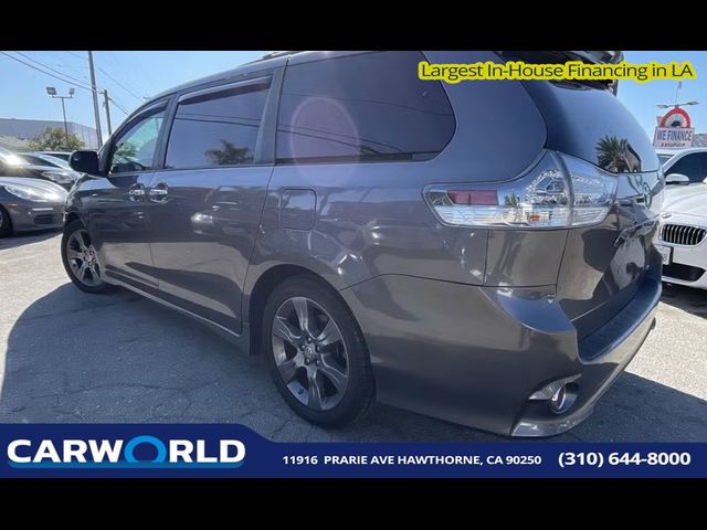 2015 Toyota Sienna SE