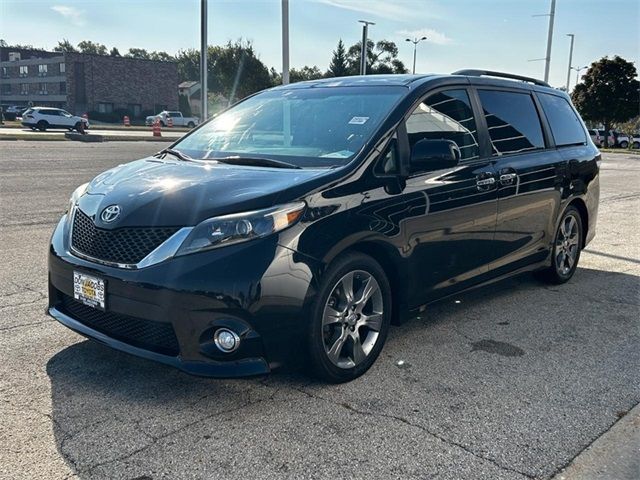 2015 Toyota Sienna SE