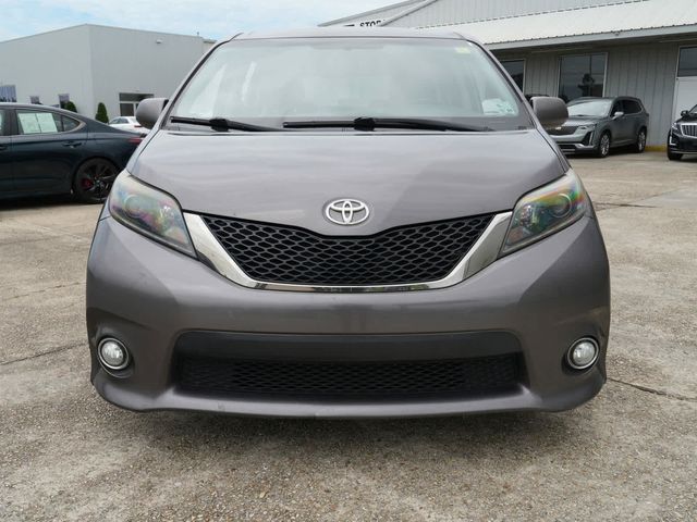 2015 Toyota Sienna SE