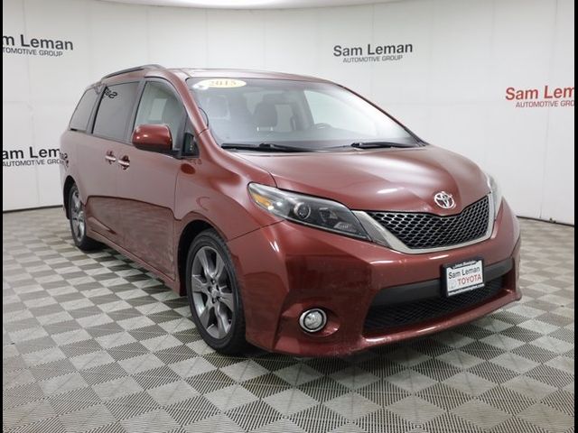 2015 Toyota Sienna SE