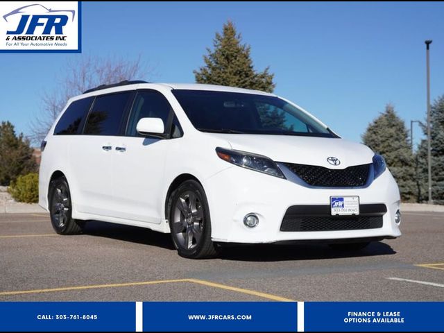 2015 Toyota Sienna 